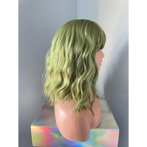 Short Green Wig 14 Inch Wavy Wig with Bangs - Clover - Picture 7 of 9